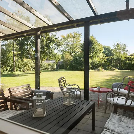 2 Bedroom Lovely In *