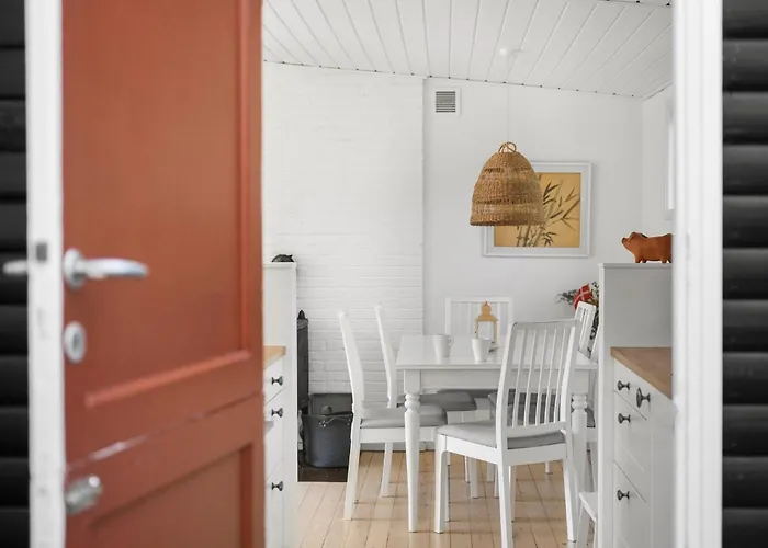 2 Bedroom Lovely In * Dronningmølle
